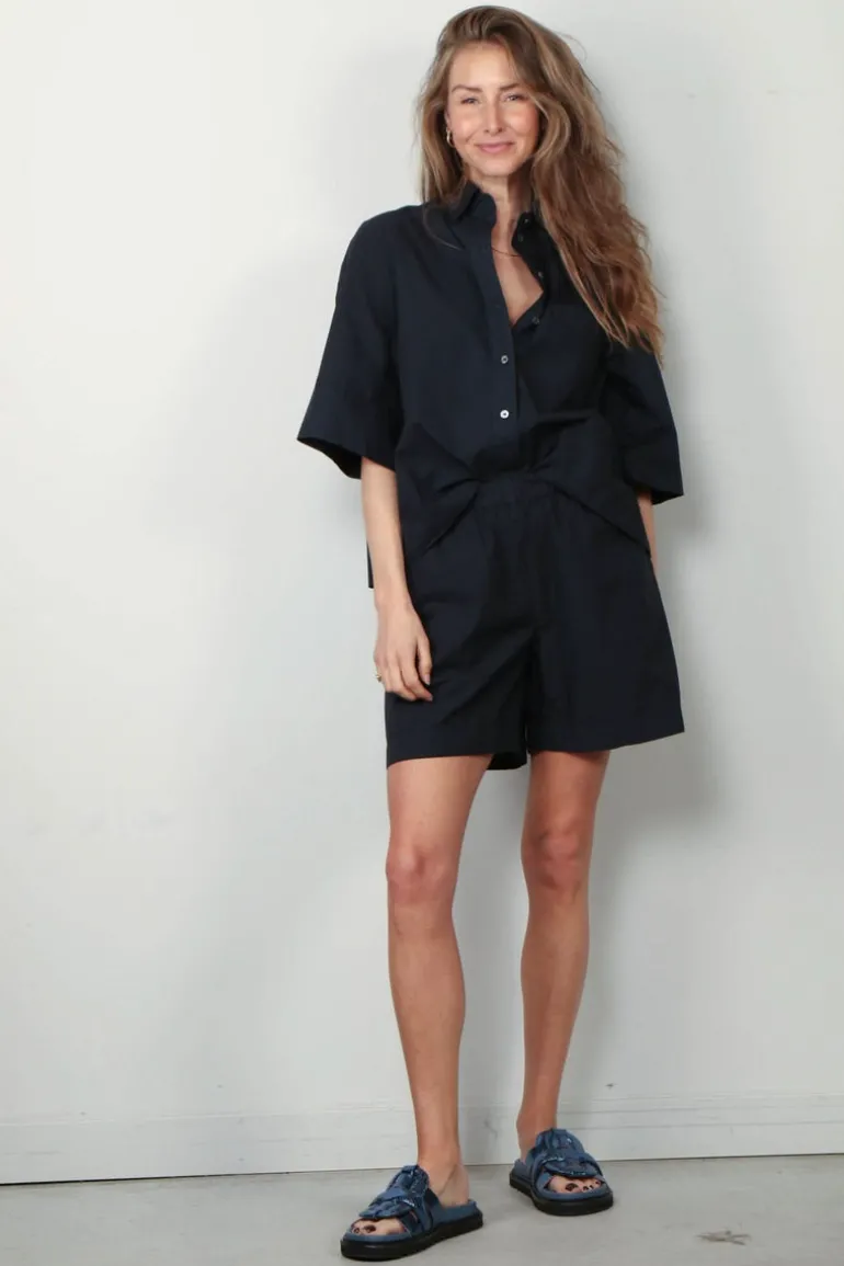 Academia Blouse - Lara - Blue Plain