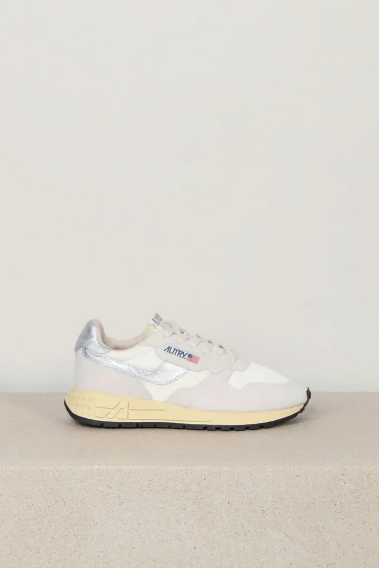 Autry Sneaker - WWLW - MU01 - White Silver