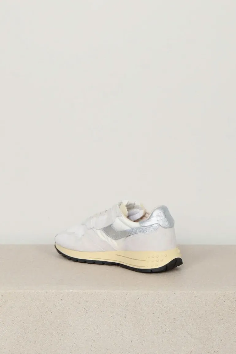 Autry Sneaker - WWLW - MU01 - White Silver