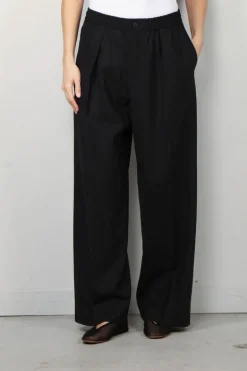 6397 Broek Pleated Long Pull-On Pant - Black
