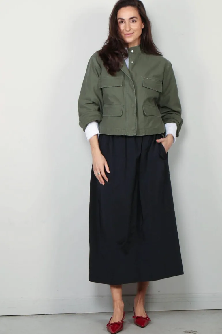 Closed Jacket - Cropped field - Matcha Green