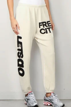 FREE CITY Jogging - Superyumm OG freecityletsgo - Creamy yum