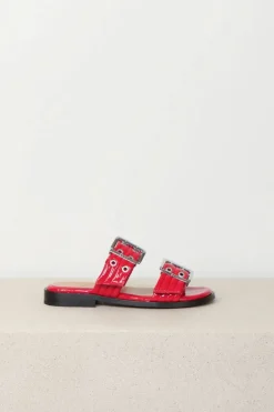 Ganni Sandalen - Feminine Buckle Two Strap Sandal Naplack - Racing Red
