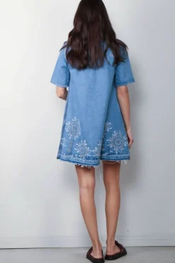 Ganni Jurk - Broderie Anglaise Denim Mini Dress - Light Blue Stone