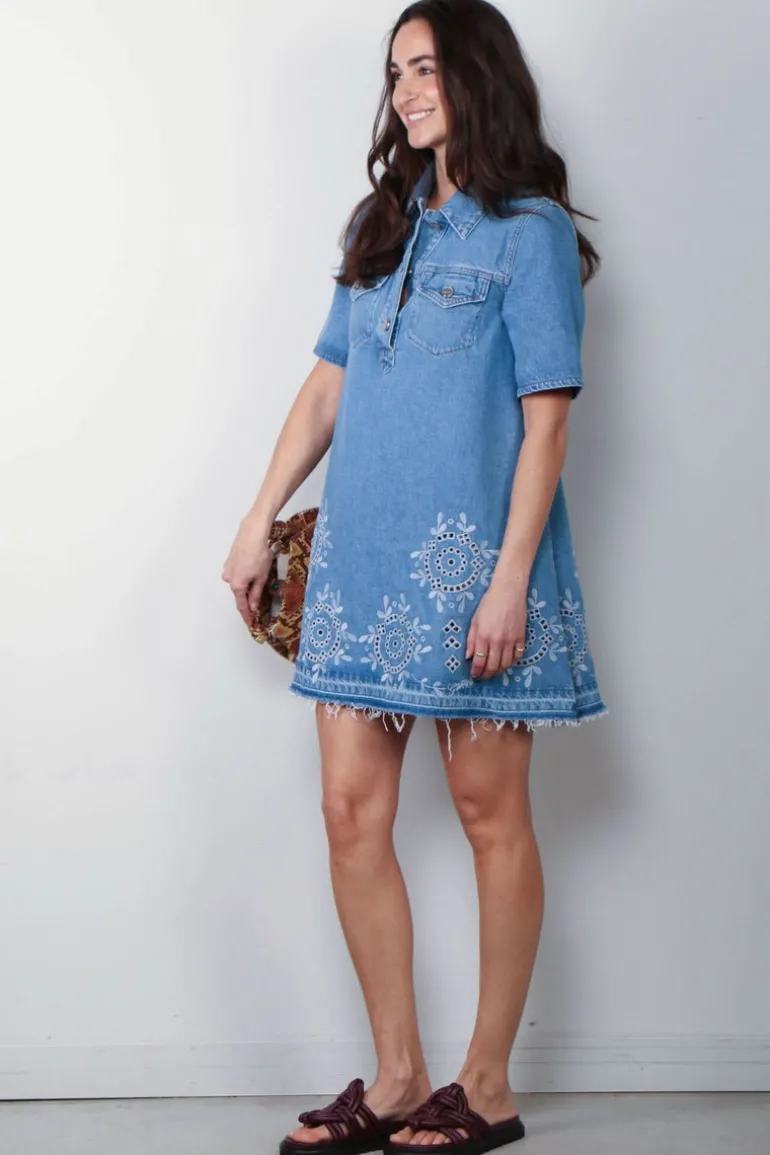 Ganni Jurk - Broderie Anglaise Denim Mini Dress - Light Blue Stone