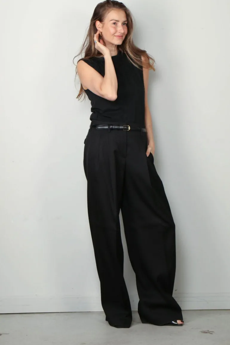 Golden Goose Top - Sleeveless Slim T-shirt Beaded Embroidery - Black