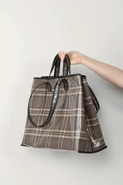 Kassl Editions Tas - Tote Lacquer Wool - Check