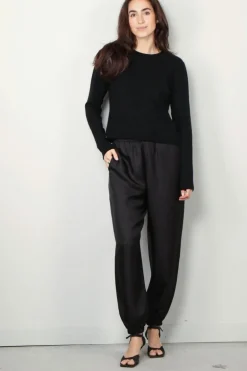 Lisa Yang Trui - Ida - Black