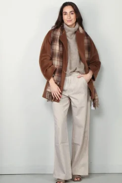 Lisa Yang Trui - Teresa  -  Mole Brushed