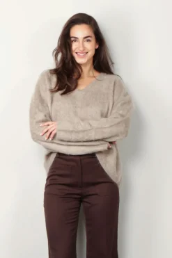 Lisa Yang Trui - Margareta - Mole Brushed