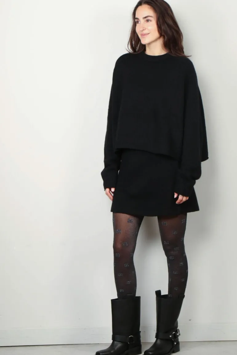 Lisa Yang Trui - Karine - Black