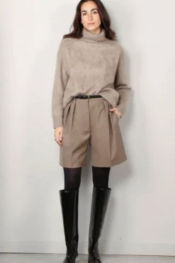 Lisa Yang Trui - Teresa  -  Mole Brushed