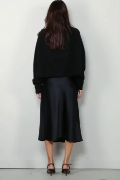 Lisa Yang Trui - Cathie - Black