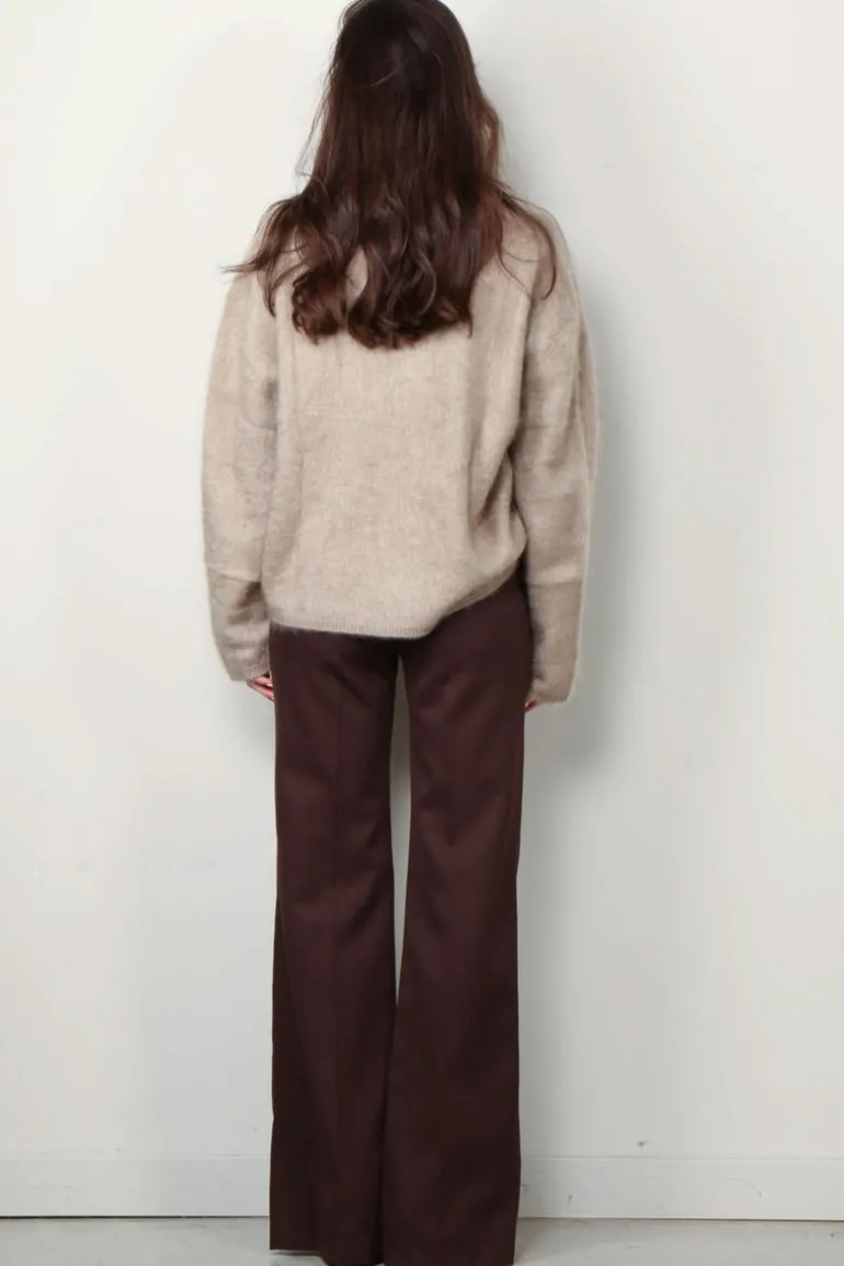 Lisa Yang Trui - Margareta - Mole Brushed