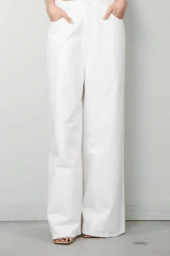 Lois Broek - Paloma - White
