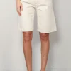 Lois Short - Ada Bermuda - Ecru Rinse