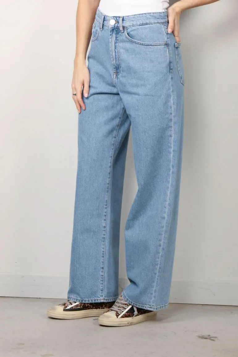 RÓHE Jeans - Low Waist Wide Leg Denim - Denim Blue