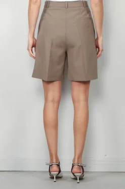 RÓHE Short - Tailored Wide Leg Shorts - Khaki