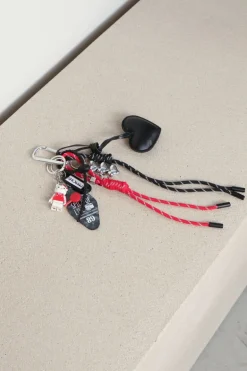 Shouia Bag Charm - Black Heart - Noir