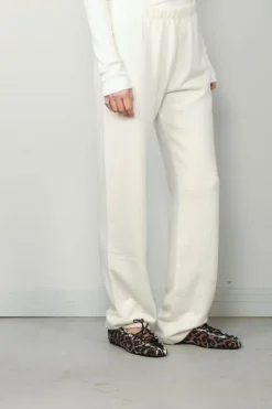 Éterne jogging - STRAIGHT LEG SWEATPANT - cream