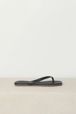 TKEES Slippers - Square Toe Lily - black