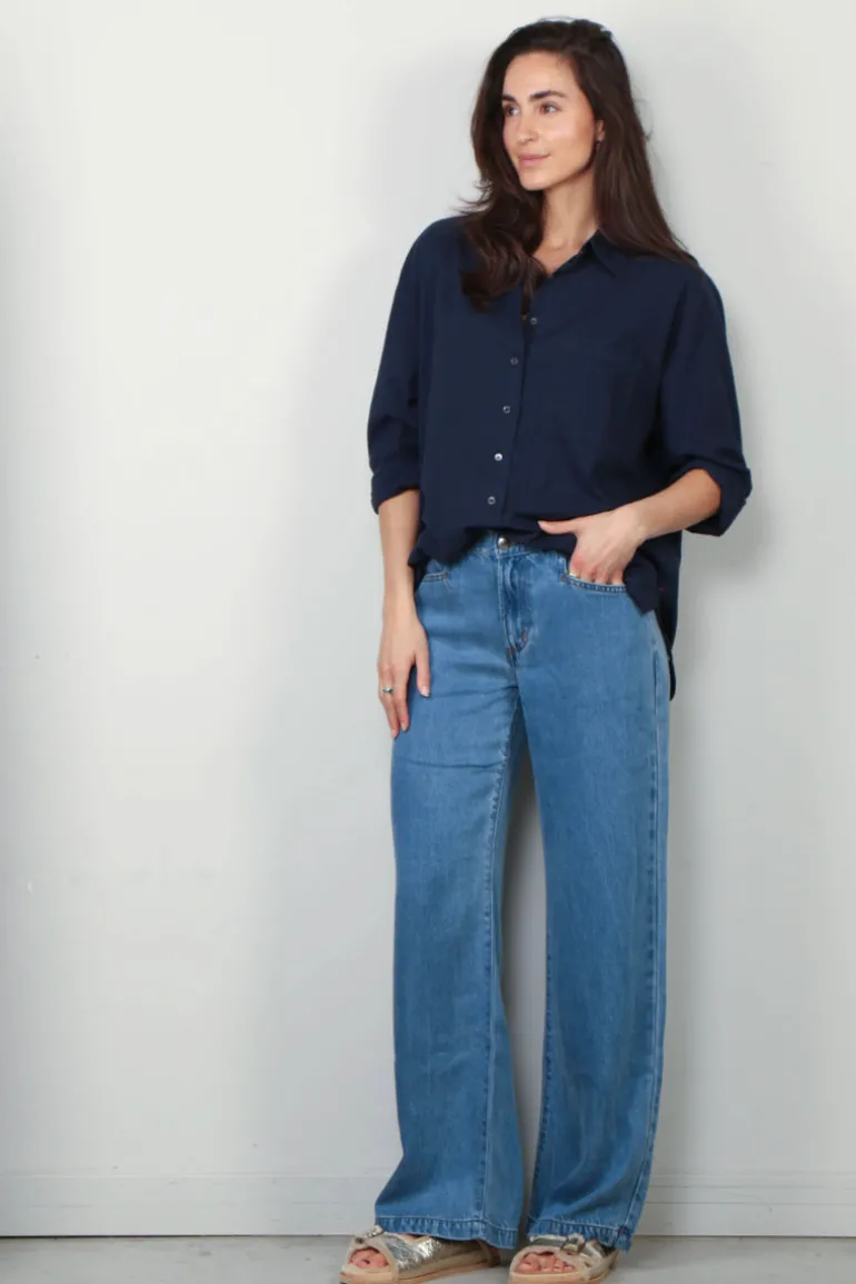 Xirena Blouse - Sydney - Navy